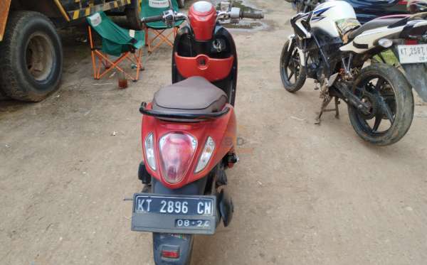 HONDA SCOOPY CW