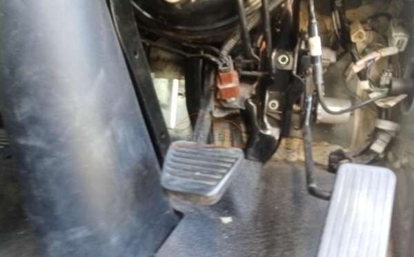 ISUZU 81U