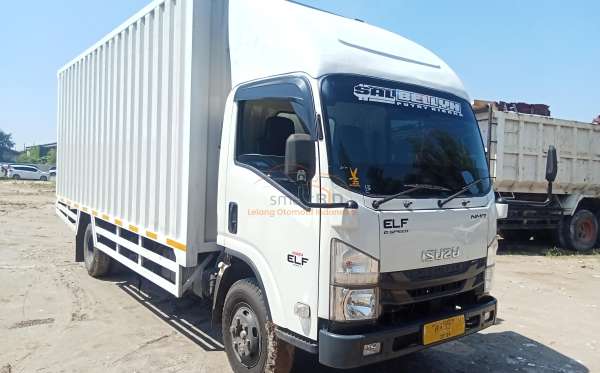 ISUZU 81U