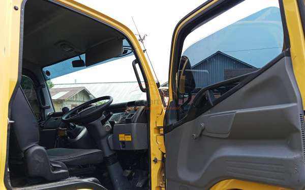 MITSUBISHI  FE  75 SHDX