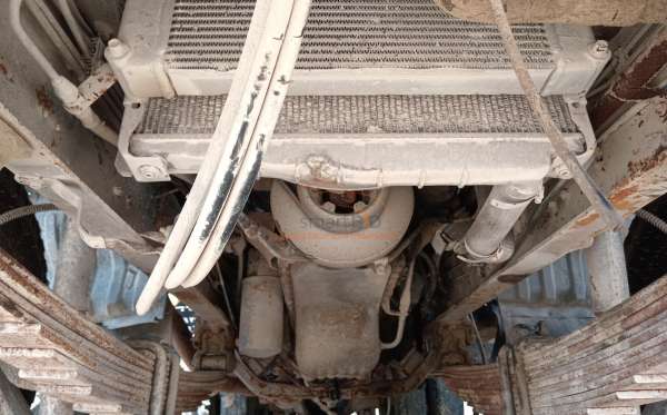 NISSAN 260M