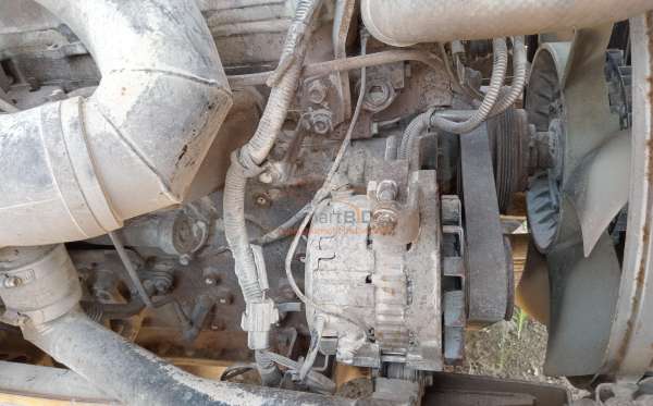 NISSAN 260M