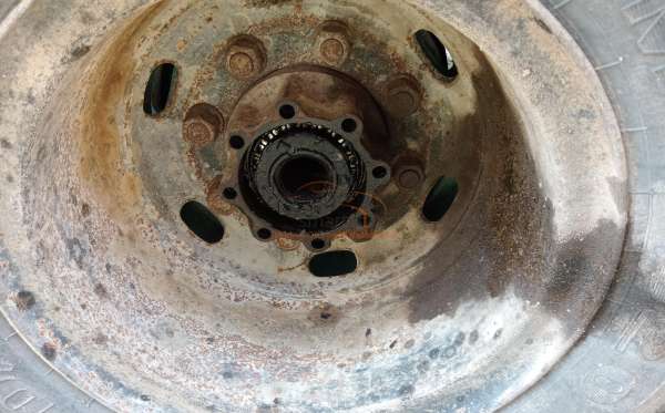 NISSAN 260M