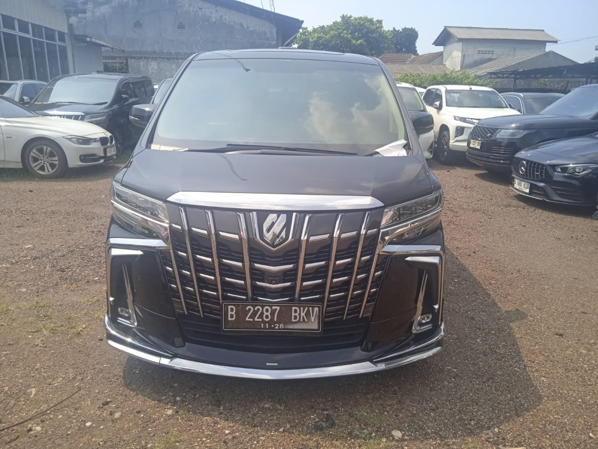TOYOTA ALPHARD 2.5