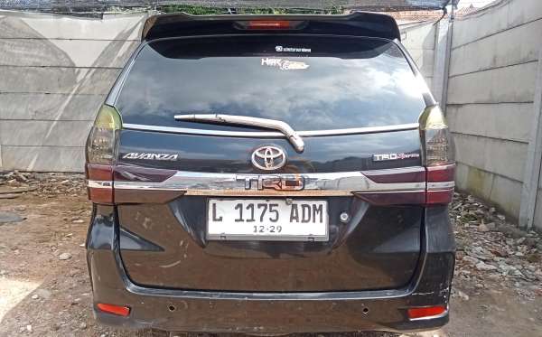 TOYOTA AVANZA