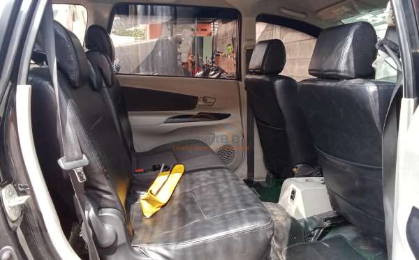 TOYOTA AVANZA