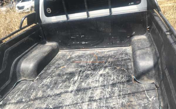TOYOTA HILUX 2.4G DC 4X4