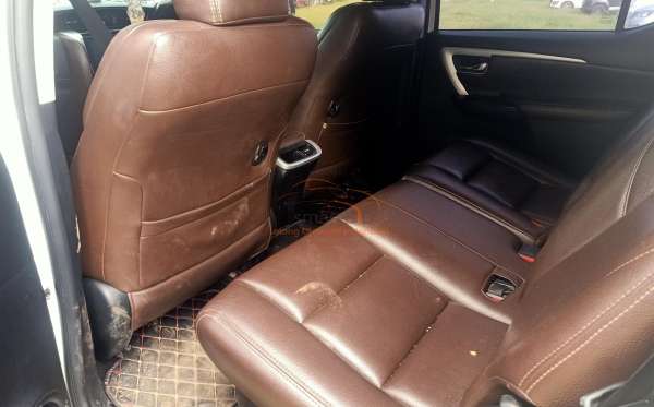 TOYOTA FORTUNER G 2.4