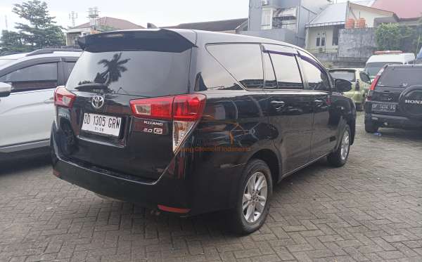 TOYOTA INNOVA G