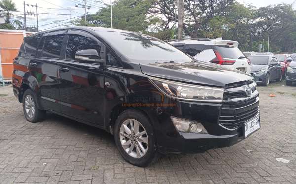 TOYOTA INNOVA G