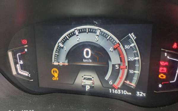 MITSUBISHI PAJERO SPORT 2.4L DAKAR-L (4X2)