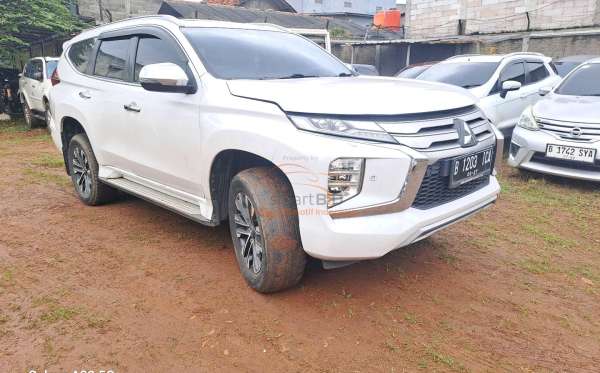 MITSUBISHI PAJERO SPORT 2.4L DAKAR-L (4X2)