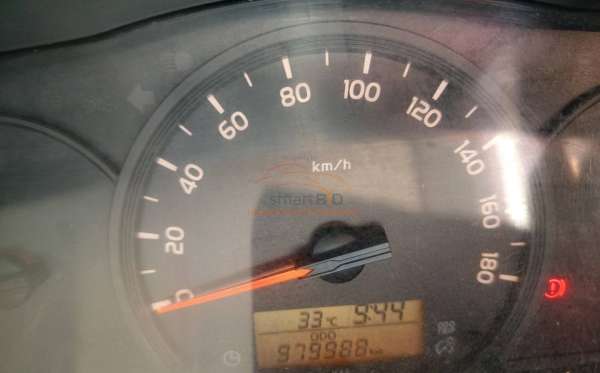 TOYOTA HI ACE COMMUTER