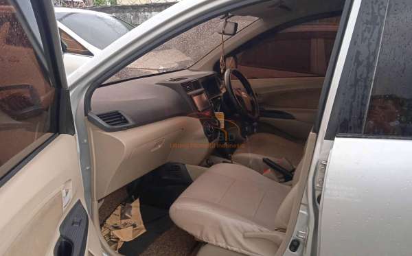 TOYOTA AVANZA 1.3 G