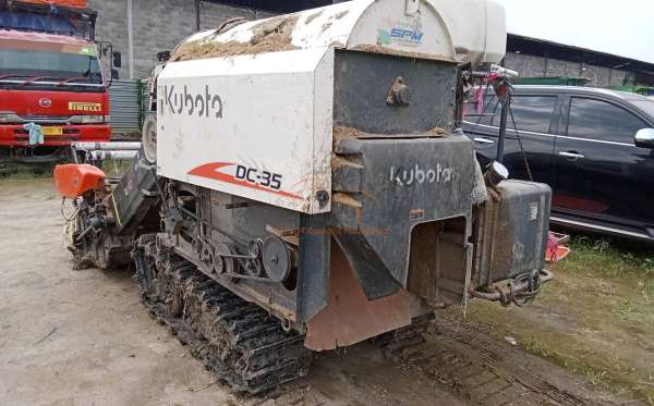 KUBOTA 35