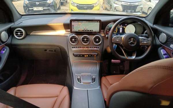 MERCEDES BENZ GLC 200