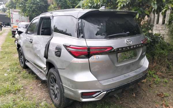 TOYOTA  FORTUNER  2.8 VRZ