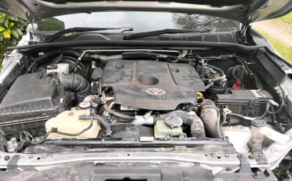 TOYOTA  FORTUNER  2.8 VRZ