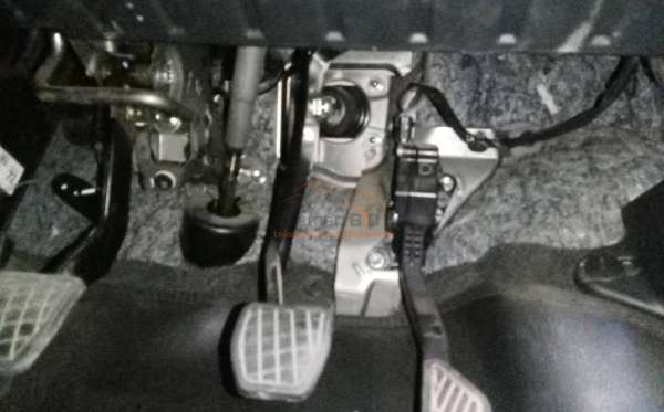 TOYOTA  AVANZA  1.5 G