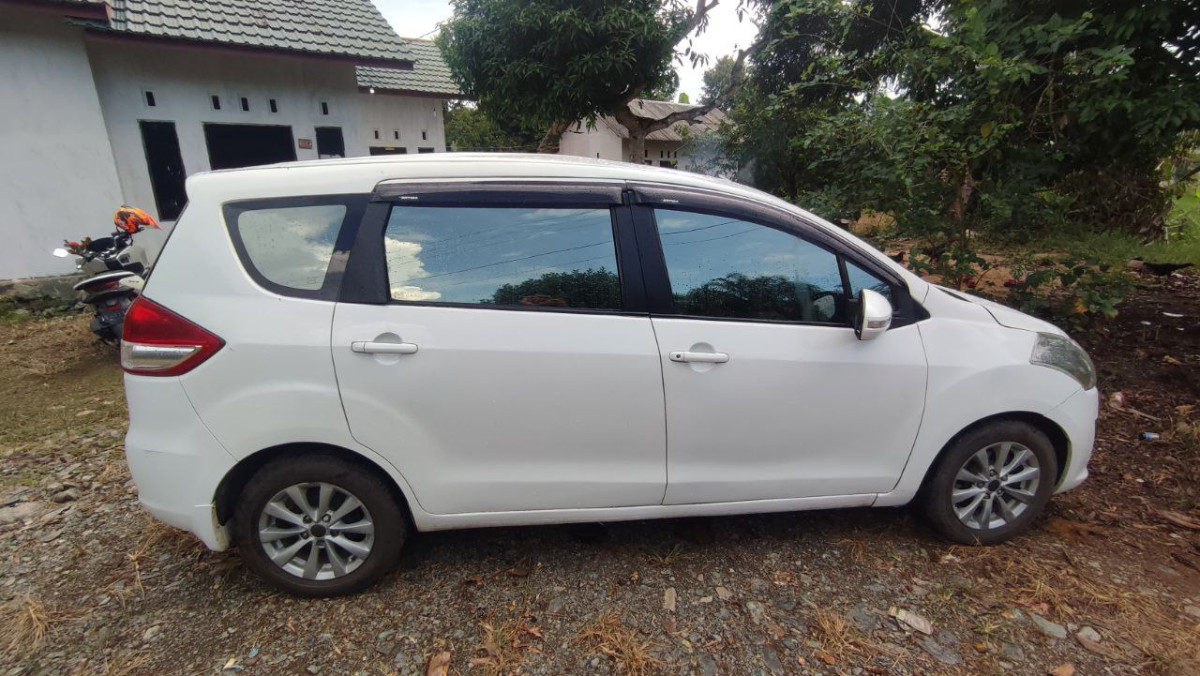 SUZUKI ERTIGA ERTIGA GL