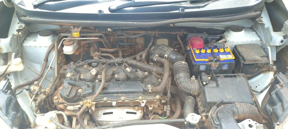 DAIHATSU XENIA  R