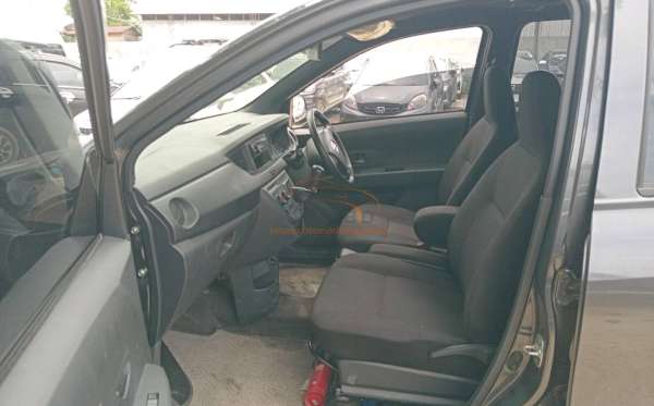 DAIHATSU SIGRA