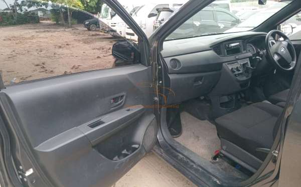 DAIHATSU SIGRA