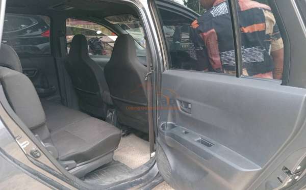 DAIHATSU SIGRA