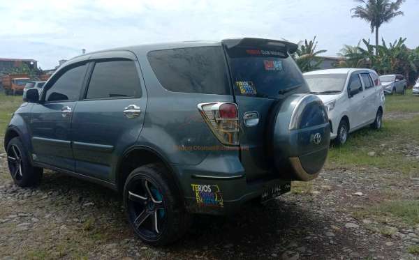 DAIHATSU TERIOS
