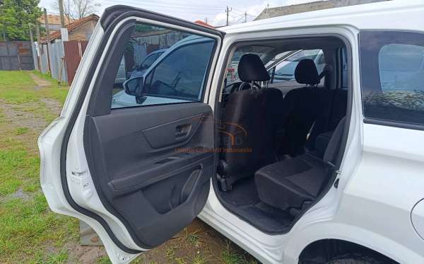 DAIHATSU XENIA X