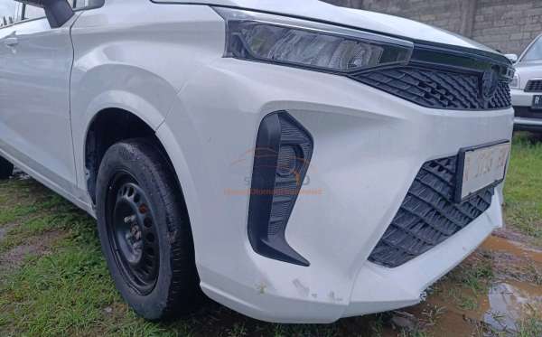 DAIHATSU XENIA X