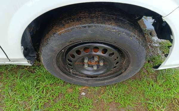 DAIHATSU XENIA X