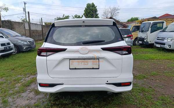 DAIHATSU XENIA X