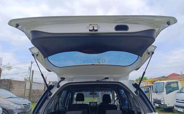 DAIHATSU XENIA X