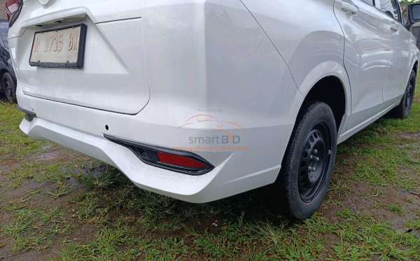 DAIHATSU XENIA X