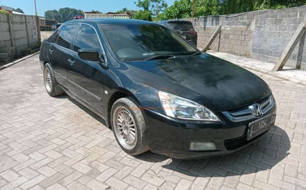 HONDA ACCORD CM5 VTI