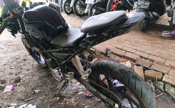 HONDA CBR 150