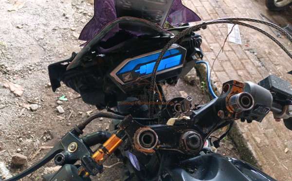 HONDA CBR 150
