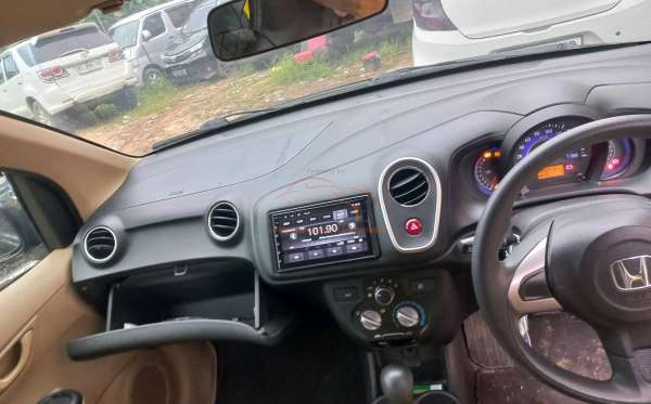 HONDA MOBILIO DD4 1.5E