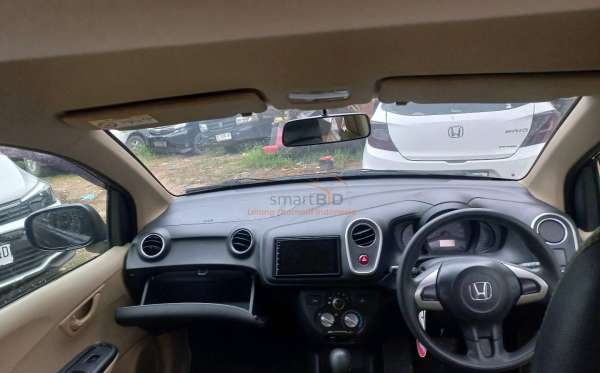 HONDA MOBILIO DD4 1.5E