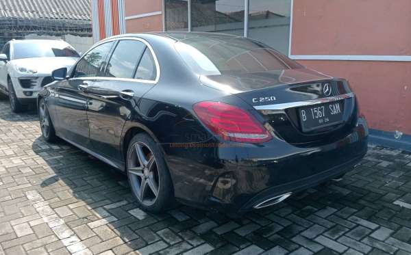MERCEDES BENZ C250