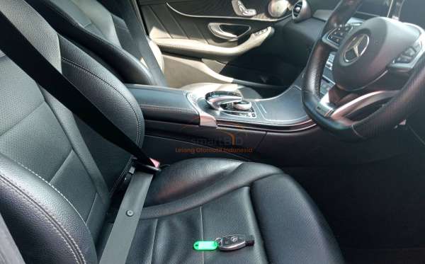 MERCEDES BENZ C250