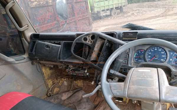MITSUBISHI COLT DIESEL FE 74