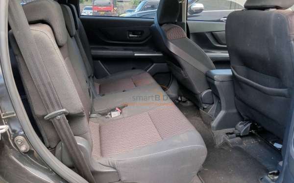 TOYOTA AVANZA 1.5 G