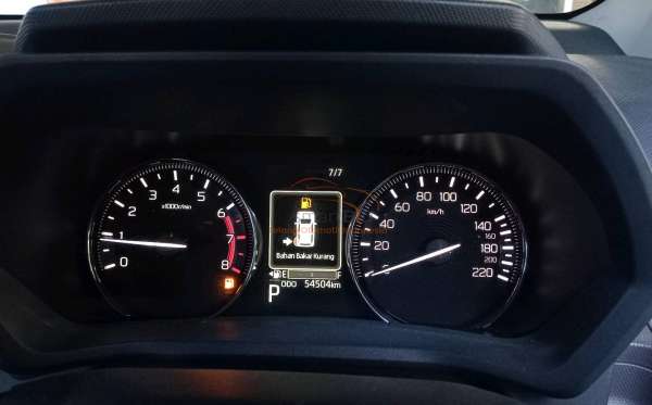 TOYOTA AVANZA 1.5 G