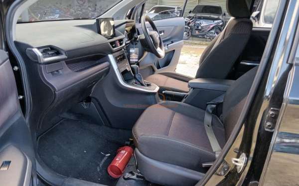 TOYOTA AVANZA 1.5 G