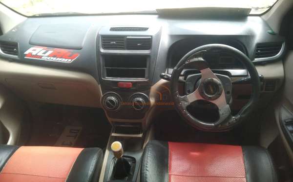 TOYOTA AVANZA 1.3 G