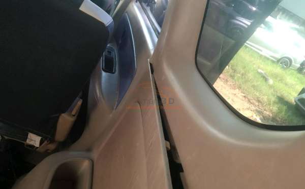TOYOTA  AVANZA