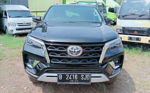 TOYOTA FORTUNER 2.4 VRZ
