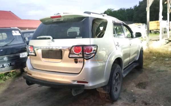 TOYOTA FORTUNER 2.7 G LUX